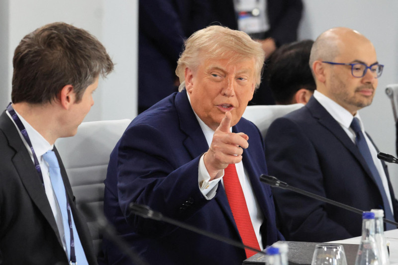 Trump amenaza con atacar a Irán si no detiene a sus «aliados en el Líbano»